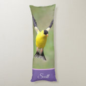 Goldfinch op een Harebell Flower Lichaamskussen (Achterkant (Verticaal))