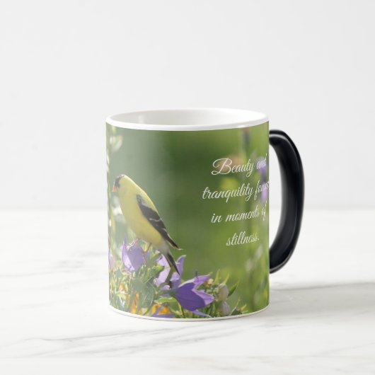 Goldfinch op een Harebell Flower Magische Mok (Voorkant rechts)