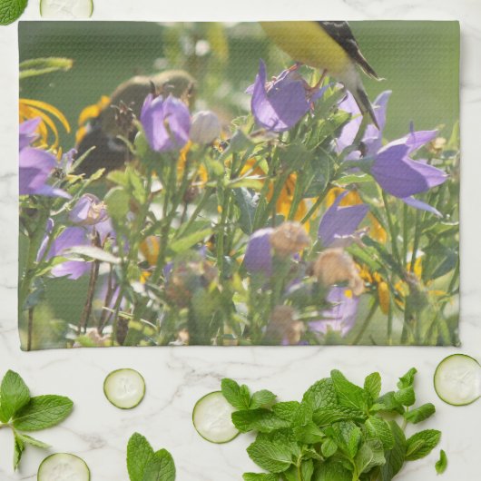 Goldfinch op een Harebell Flower Theedoek (Gevouwen)