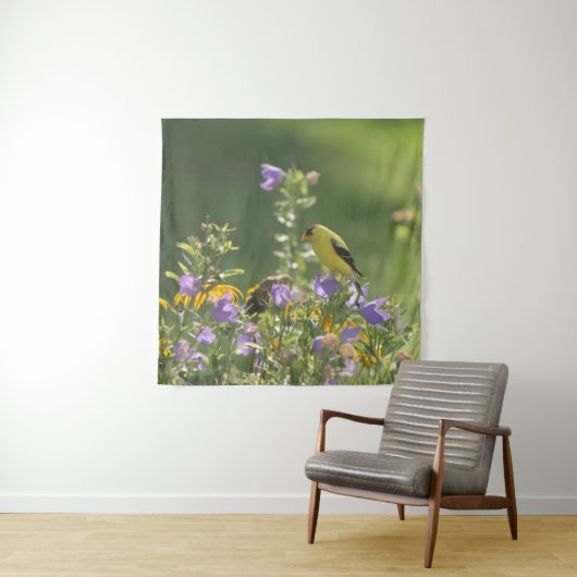 Goldfinch op een Harebell Flower Wandkleed (In situ)