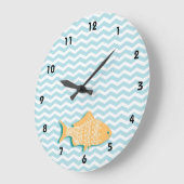 Goldfish op aqua blue chevron grote klok (Hoek)