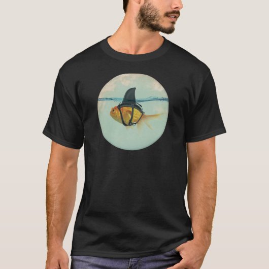 Goldfish with a Shark Fin T-shirt (Voorkant)