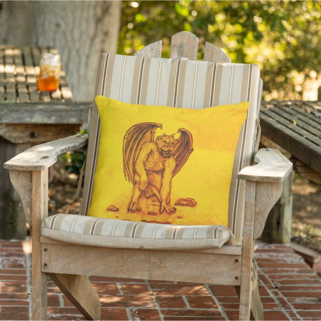 Golem Gargoyle Buitenkussen (Stoel)