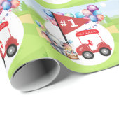 Golf 1e verjaardag met rode golfkar op groen cadeaupapier (Rol Hoek)