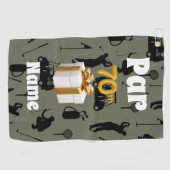 Golf 70e verjaardag Par zeventig Golf kar en bal Golfhanddoek (Horizontaal)