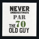 Golf 70th Birthday, nooit onderschat Servet<br><div class="desc">Golf 70th Birthday Paper Dinner Napkins - Onderschat geen oude man op de golfbaan! Deze luiers zijn perfect voor een feest dat een speciale zeventigste verjaardag viert. Ze zijn stevig en absorberend, dus houden ze morsen en messen onder controle. Bovendien hebben ze een leuk ontwerp met een golfthema dat elke...</div>