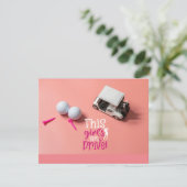 Golf baby girl rijdt op roze achtergrond kaart (Staand voorkant)