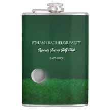 Golf Bachelor Party - golfbal en golfbaan groen