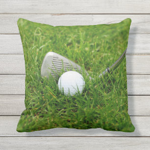 Golf Ball, Club, Iron en Green Grass Buitenkussen