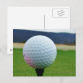 Golf Ball op een golfbaan in een berg Briefkaart (Voorkant / Achterkant)