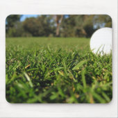 Golf Ball op Golf Course Muismat (Voorkant)