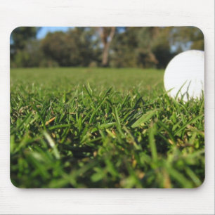 Golf Ball op Golf Course Muismat