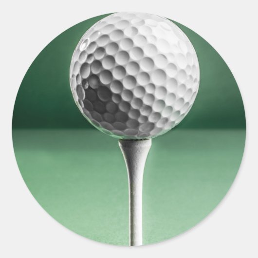 Golf Ball op T-shirt Ronde Sticker (Voorkant)