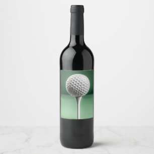 Golf Ball op T-shirt Wijn Etiket