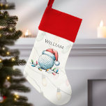 Golf Ball Santa Hat String Lights Gepersonaliseerd Kerstsok<br><div class="desc">Deze golf thema kerstkous beschikt over een golfbal met een kerstmuts met kerstverlichting eromheen. Daarachter is een kleurrijke reeks lichten. Eenvoudig te personaliseren met een naam. Deze kous is perfect voor een golvende vader,  broer,  opa of elke golfer die van de sport houdt.</div>
