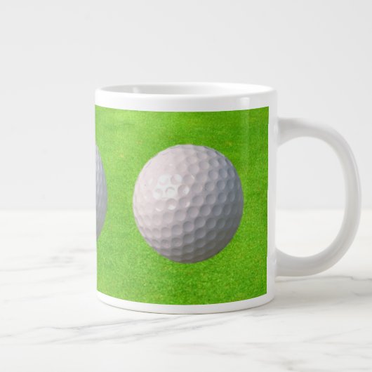 Golf Balls op Greens Golfer Grote Koffiekop (Rechts)