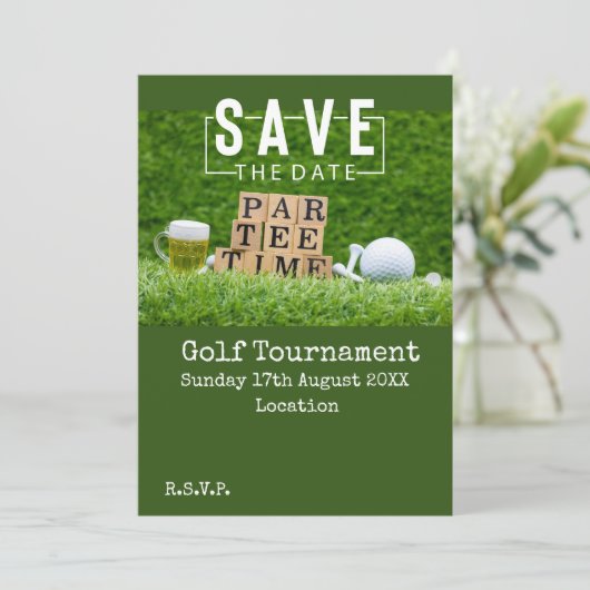 Golf Bewaar de datum met golfbal op groen Kaart (Staand voorkant)