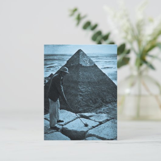 Golf bij de  blauwe tongpiramide van de Pyramide Briefkaart (Staand voorkant)