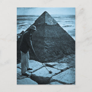 Golf bij de  blauwe tongpiramide van de Pyramide Briefkaart