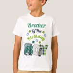 Golf Birthday Boy Shirt Brother Golf Party Shirt<br><div class="desc">De eerste verjaardag van de baby vieren met dit speciale T-shirt,  speciaal en gepersonaliseerd design</div>