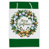 Golf Christmas themed with Wreath  Medium Cadeauzakje (Voorkant)