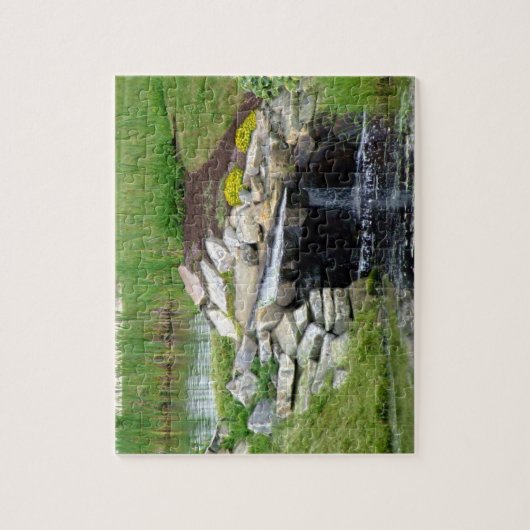 Golf Course Waterfall in Maine Legpuzzel (Verticaal)