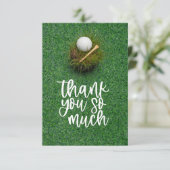 Golf Dank u op groene gras achtergrond Bedankkaart (Staand voorkant)