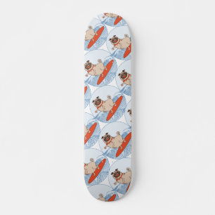 Golf die een gelukkige doornhaai op een surfbordsj persoonlijk skateboard