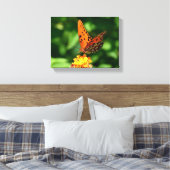 Golf fritillary Vlinder Opgespannen Canvas Print (Insitu (Slaapkamer))