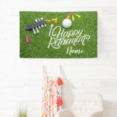 Golf gelukkig pensioen met bal op groen spandoek (Insitu)