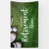 Golf-gelukkige pensionering met golfbal op groen spandoek (Verticaal)