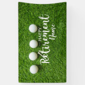 Golf-gelukkige pensionering met golfbal op groen spandoek (Verticaal)
