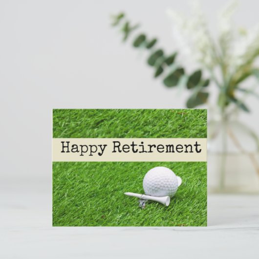 Golf Happy pensionering met golfbal en t-shirt Briefkaart (Staand voorkant)