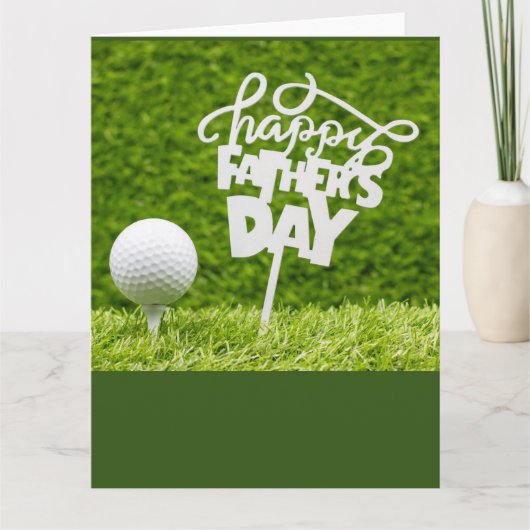 Golf Happy Vaderdag met t-shirt en bal op groen Kaart (Voorkant)