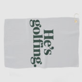 Golf Hij Is Golfende Man Geschenken Grappige Vrouw Golfhanddoek (Horizontaal)