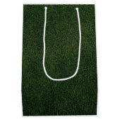 Golf Kerstthema op groen gras Medium Cadeauzakje (Achterkant)