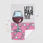 Golf Let's Par T-shirt met wijn op roze Golfhanddoek (Insitu)