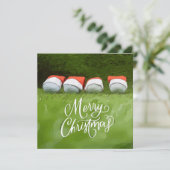 Golf Merry Kerstmis met golfbal op groen gras Kaart (Staand voorkant)