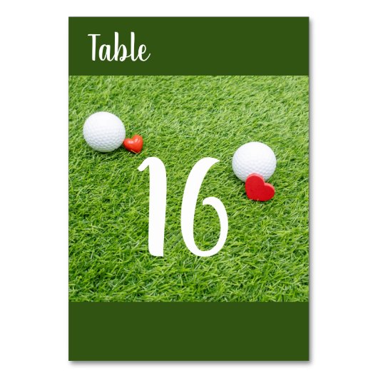 Golf met liefde op groen gras tafel nummer kaart (Voorkant)