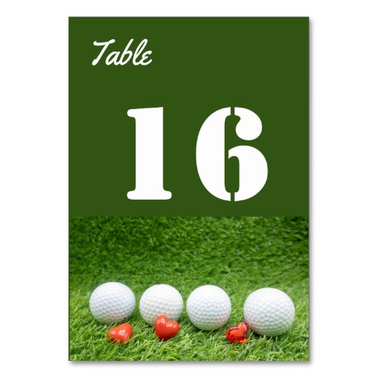 Golf met liefde op groen gras tafel nummer kaart (Voorkant)