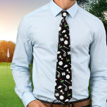 Golf Pa Stropdas<br><div class="desc">Golfvader cadeau met een patroon van golfuitrusting zoals een golfstok golfbal, petten handschoenen, enz. Een attent geschenk voor golf liefhebber vader, golf opa of golf oom op verjaardag of vaders dag of grootouders dag.</div>