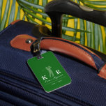 Golf Player Cool Classy Monogram Bagagelabel<br><div class="desc">An elegant and stylish tag to identify your golf things... with a monogrammed design for golf players, to personalize with his name and initials on a green background... and with template to add a slogan or name of the Golf Club. It features a classic design with a male golfer icon,...</div>