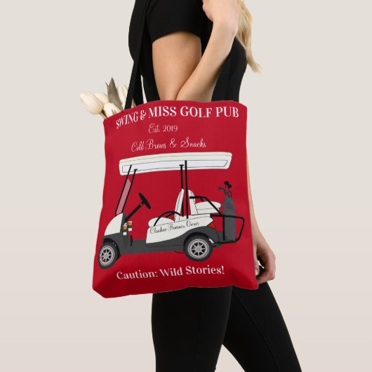 Golf Pub Golf Cart Beer & Snacks Wilde Verhalen Tote Bag (Dichtbij)