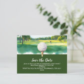 Golf redt de datum met golfbal op groen gras briefkaart (Staand voorkant)