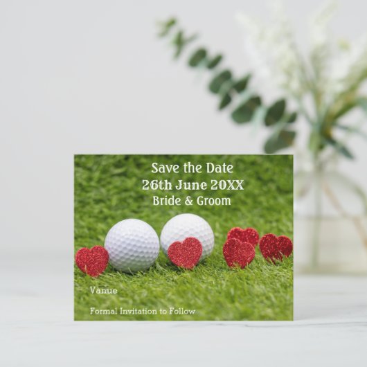 Golf Save the date of bruiloft with red hart Uitnodiging Briefkaart (Staand voorkant)