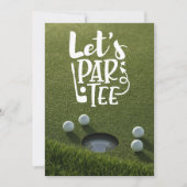 Golf slaat bal van par tee op groen gras kaart (Voorkant)