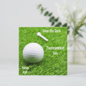 Golf sparen de Datum met golfbal op groen (Staand voorkant)