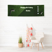 Golf-verjaardagsbanner met golfballen op groen spandoek (Insitu)