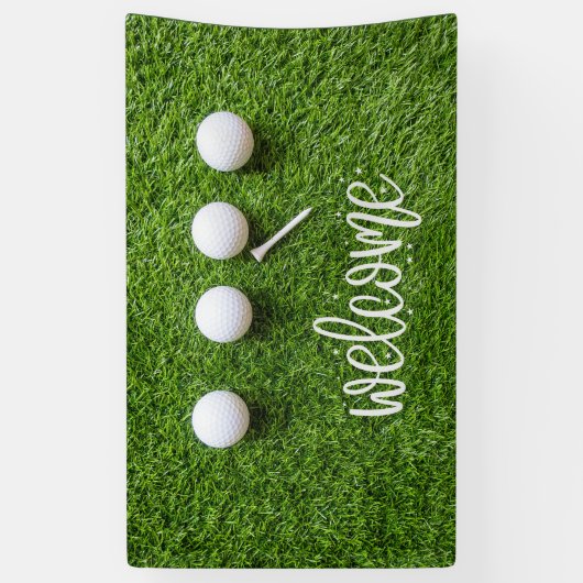 Golf-welkomstbord met golfbal op groen gras spandoek (Verticaal)