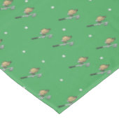 Golf zet groen op tafelkleed (Gekanteld)